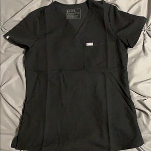 Figs black scrubs size small